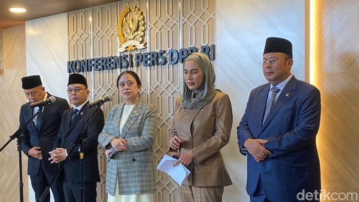 WNI Diduga Direkrut Jadi Tentara Rusia, DPR Ungkap Iming-Iming Gaji Besar