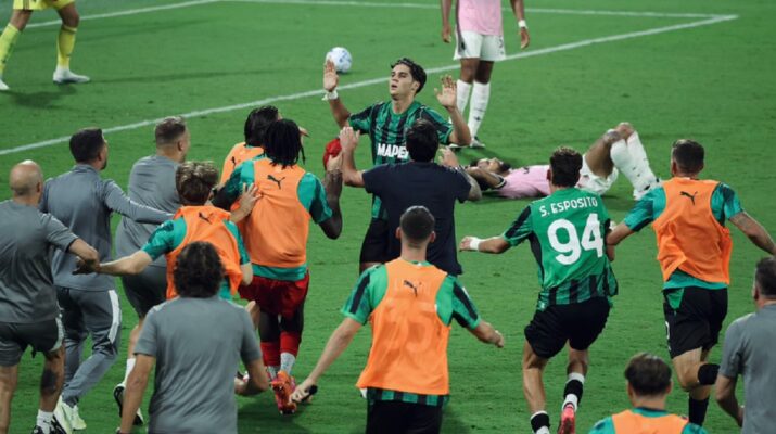 Jay Idzes Alami Kram saat Sassuolo Bungkam Juventus 3-2 dalam Drama Menit Akhir