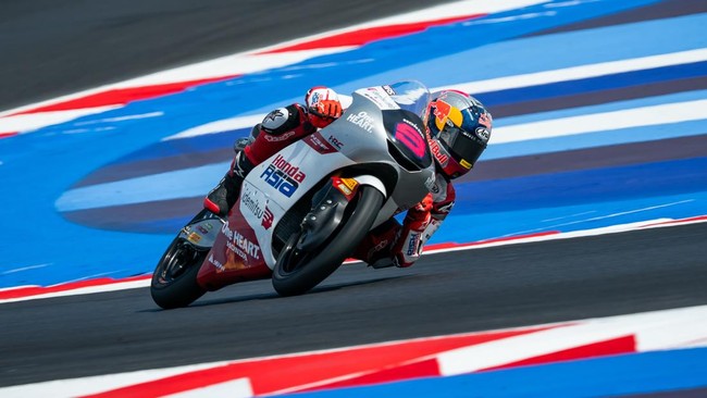 Veda Ega Buka Moto3 Austria di Posisi Delapan, Hakim Danish Tempati Urutan 18
