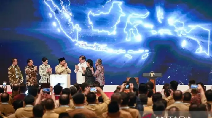 Prabowo Soroti Dugaan Keterlibatan Perusahaan Asing dalam Karhutla Kalimantan, Ancam Cabut Izin